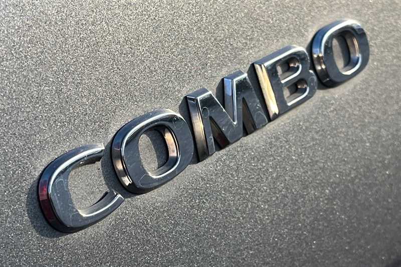 Used Vauxhall Combo Life 2022 for sale - 76636124: Photo 30