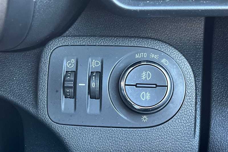 Used Vauxhall Combo Life 2022 for sale - 76636124: Photo 41