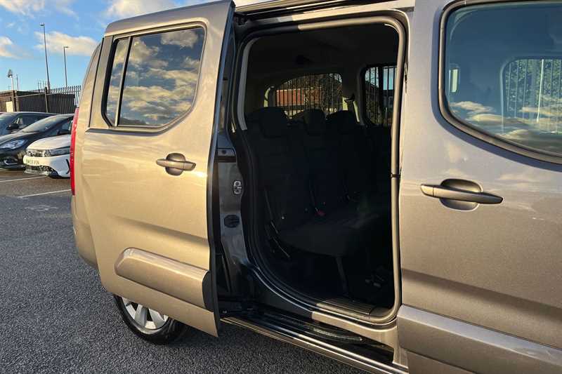 Used Vauxhall Combo Life 2022 for sale - 76636124: Photo 45