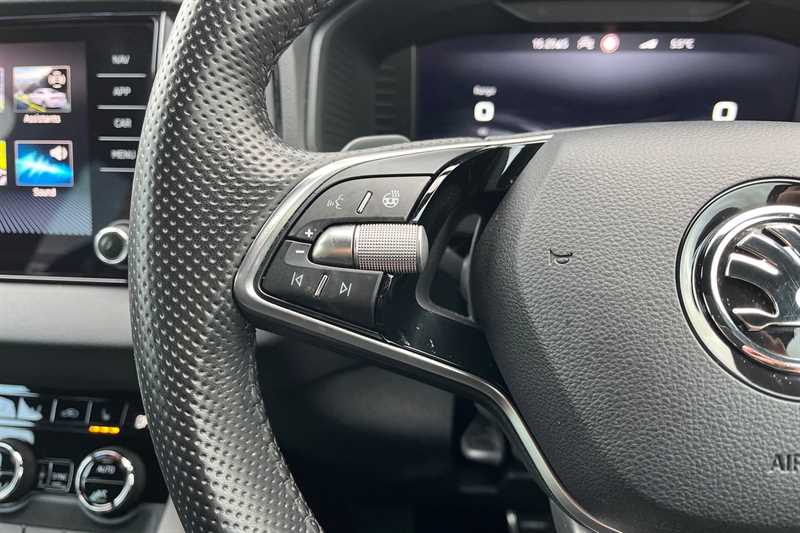 Used Skoda Karoq 2024 for sale - 77772546: Photo 21