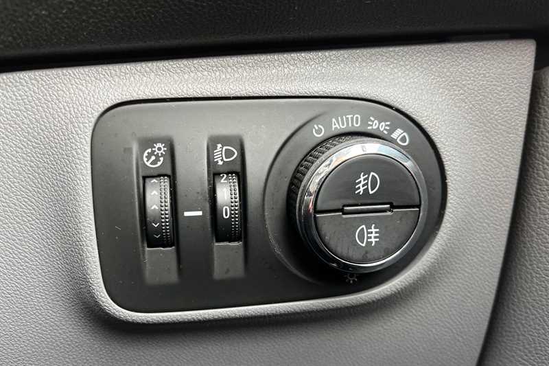 Used Vauxhall Corsa 2018 for sale - 77269670: Photo 42