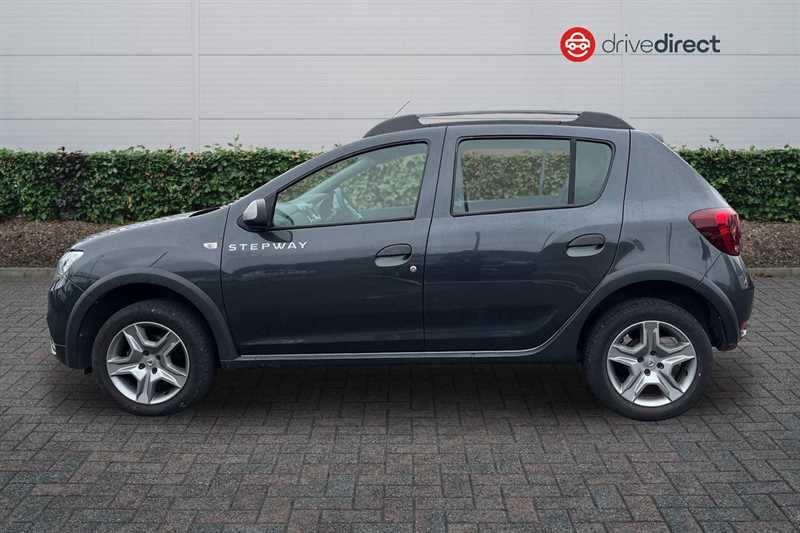 Used Dacia Sandero Stepway 2017 for sale - 76524916: Photo 6