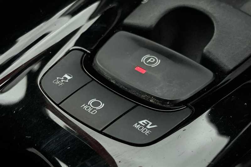 Used Toyota C-HR 2021 for sale - 76525498: Photo 43