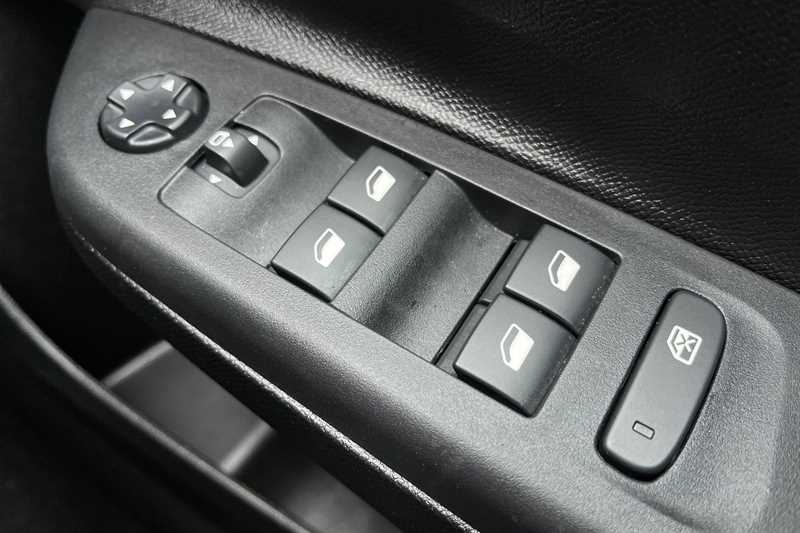 Used Vauxhall Corsa 2025 for sale - 77757033: Photo 16