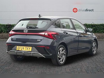 Used Hyundai i20 2024 for sale - 76955979: Photo