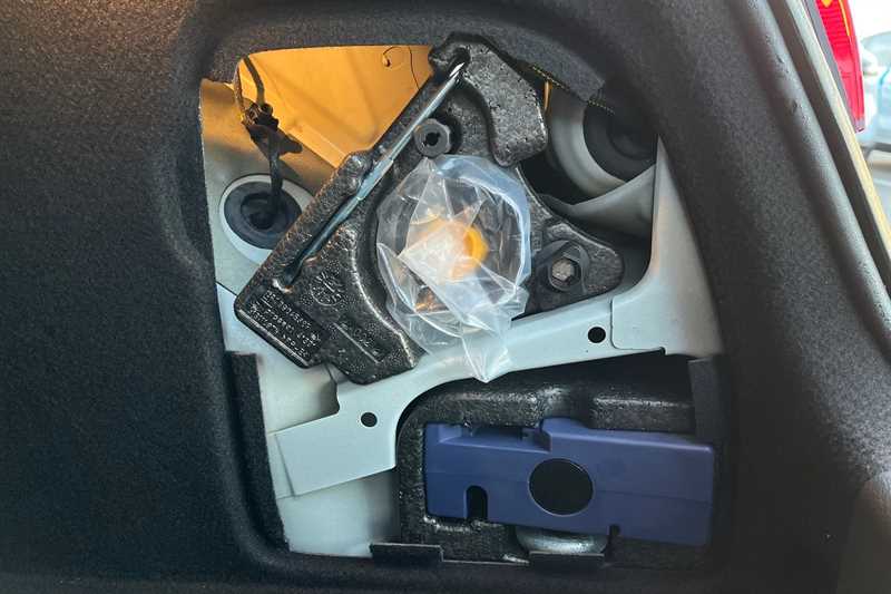 Used Vauxhall Astra 2016 for sale - 76636125: Photo 37