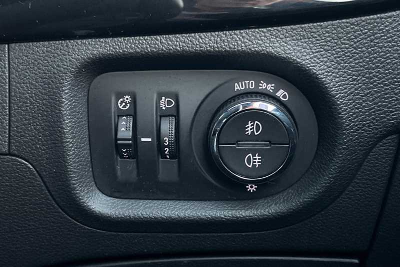 Used Vauxhall Astra 2016 for sale - 76636125: Photo 41