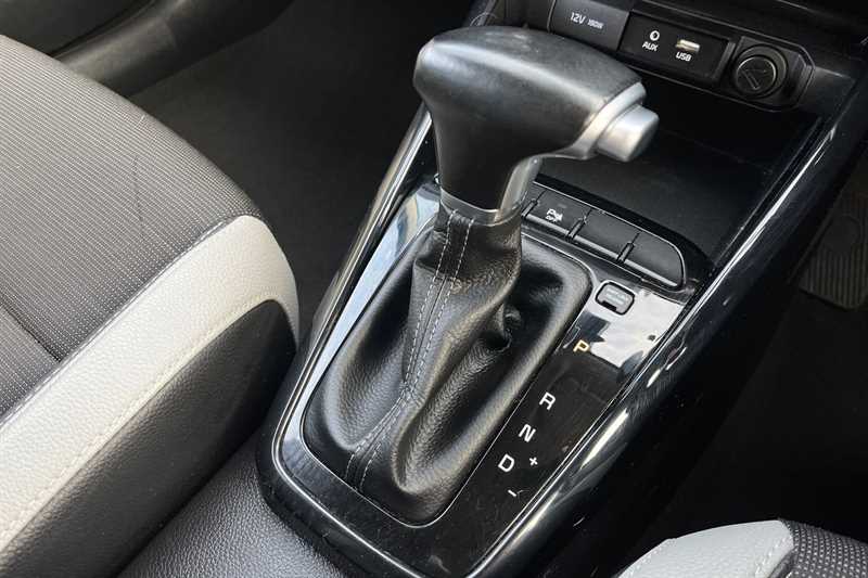 Used Kia Stonic 2020 for sale - 77308918: Photo 41