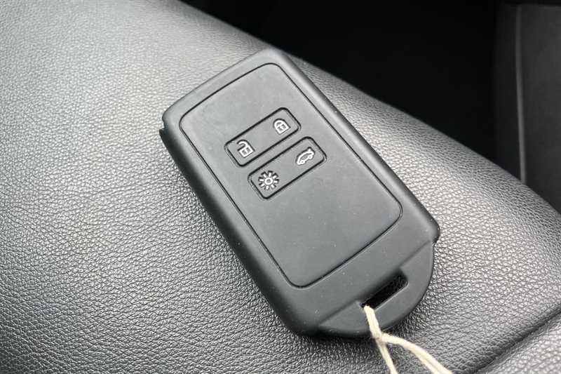 Used Renault Zoe 2020 for sale - 77914522: Photo 36