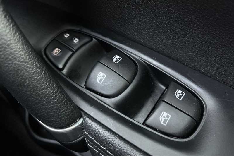 Used Nissan Qashqai 2019 for sale - 77567021: Photo 16