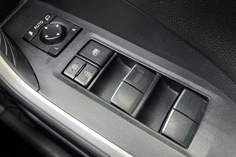 Used Toyota RAV4 2019 for sale - 77801592: Photo 16