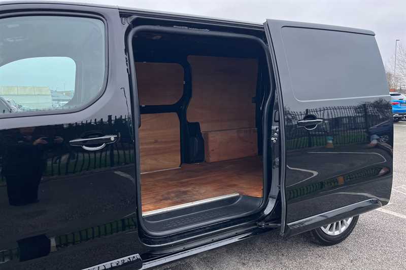 Used Vauxhall Vivaro 2023 for sale - 77474111: Photo 24