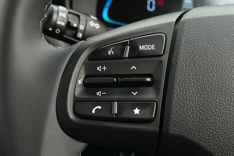 Used Hyundai i10 2025 for sale - 76756757: Photo 21