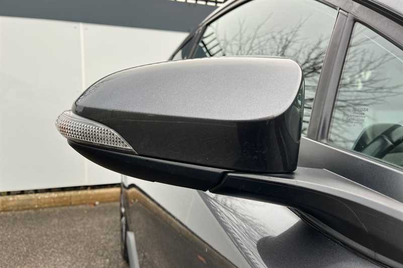 Used Toyota C-HR 2018 for sale - 76956609: Photo 34