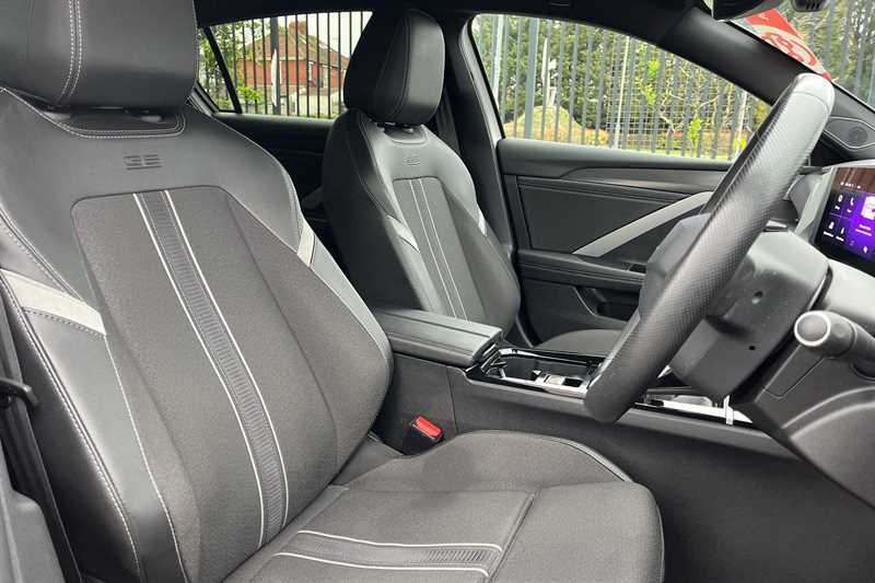 Used Vauxhall Astra 2023 for sale - 77945131: Photo 23