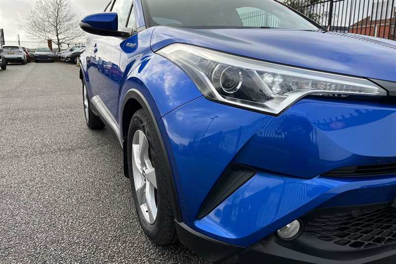 Used Toyota C-HR 2018 for sale - 78076114: Photo 48