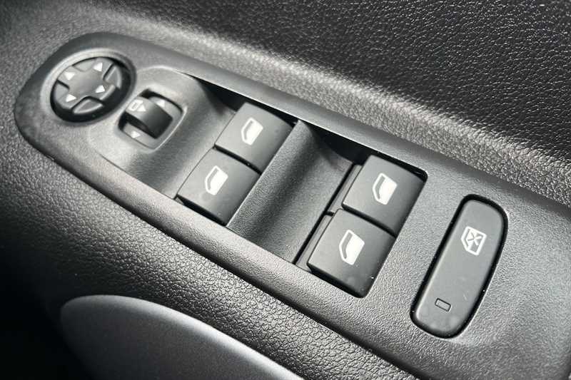 Used Vauxhall Combo Life 2024 for sale - 77828006: Photo 16