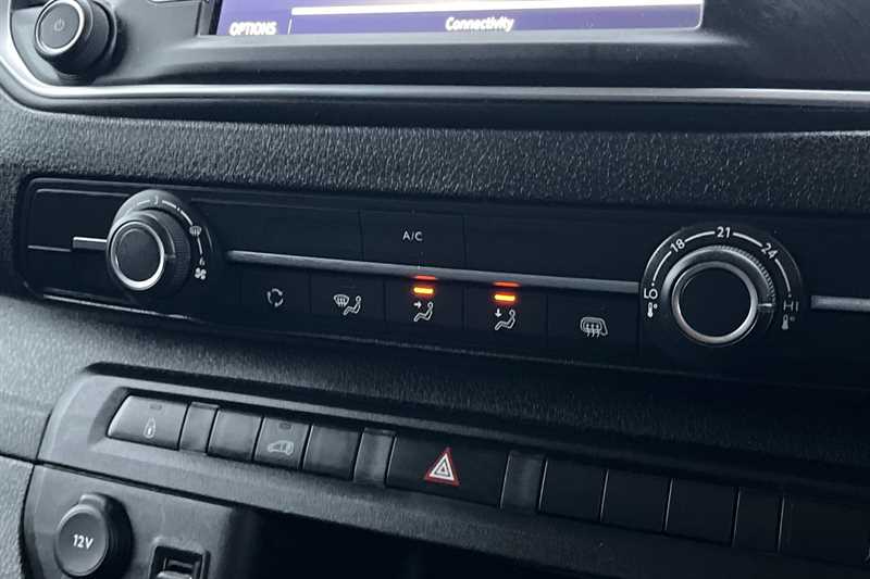 Used Vauxhall Vivaro 2023 for sale - 77335380: Photo 15