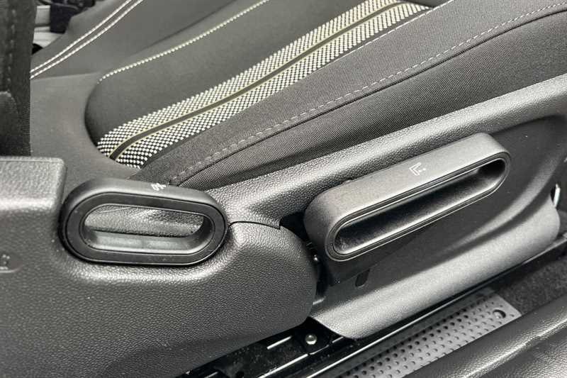 Used MINI Hatch 2019 for sale - 76733670: Photo 26