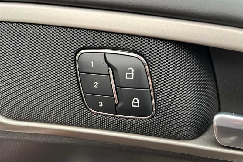 Used Ford Mondeo 2016 for sale - 77051056: Photo 38