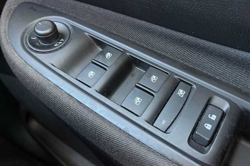 Used Vauxhall Mokka X 2018 for sale - 77309191: Photo 16