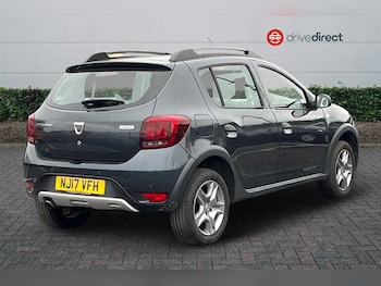 Used Dacia Sandero Stepway 2017 for sale - 76516916: Photo