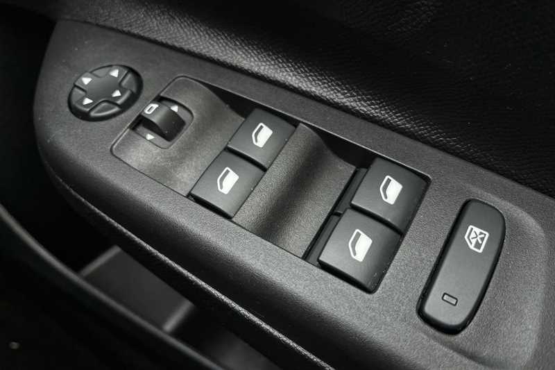 Used Vauxhall Corsa 2023 for sale - 77565983: Photo 16