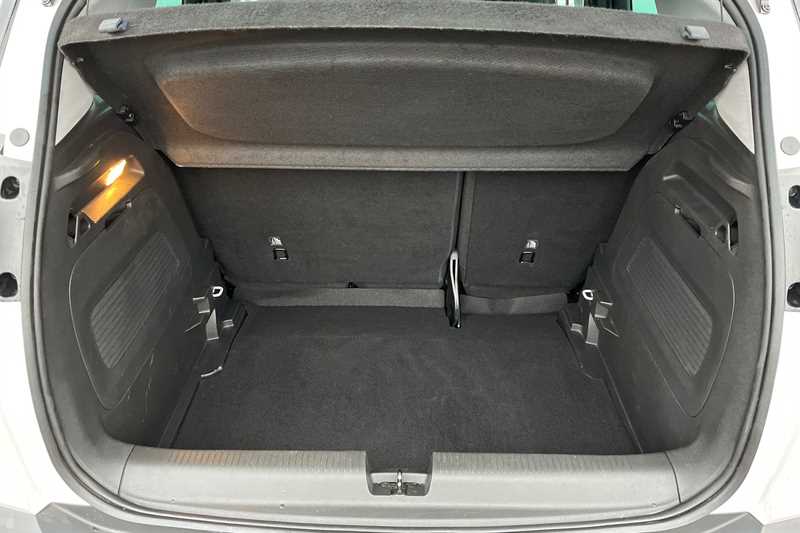 Used Vauxhall Crossland 2023 for sale - 77894636: Photo 25