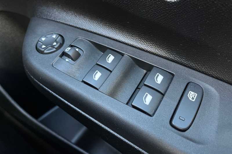 Used Vauxhall Corsa 2025 for sale - 77363129: Photo 16