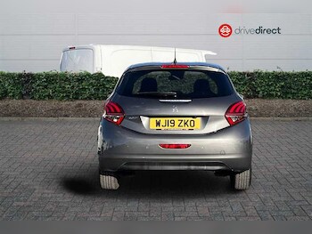 Used Peugeot 208 2019 for sale - 76530397: Photo