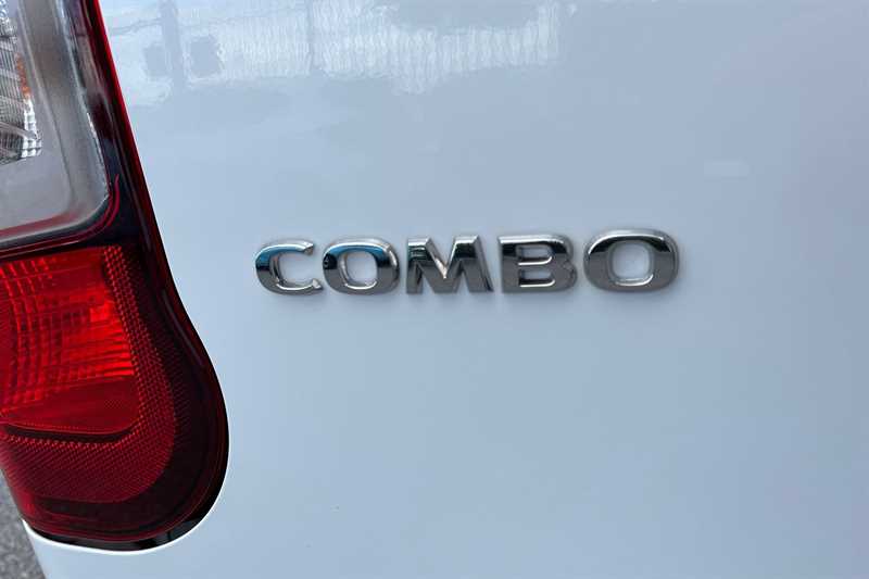 Used Vauxhall Combo 2024 for sale - 76517256: Photo 30