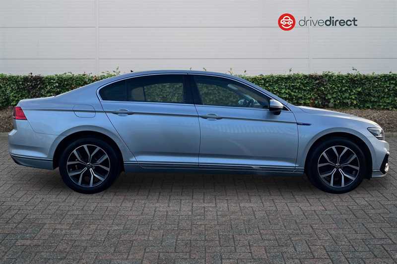 Used Volkswagen Passat 2021 for sale - 76944397: Photo 2