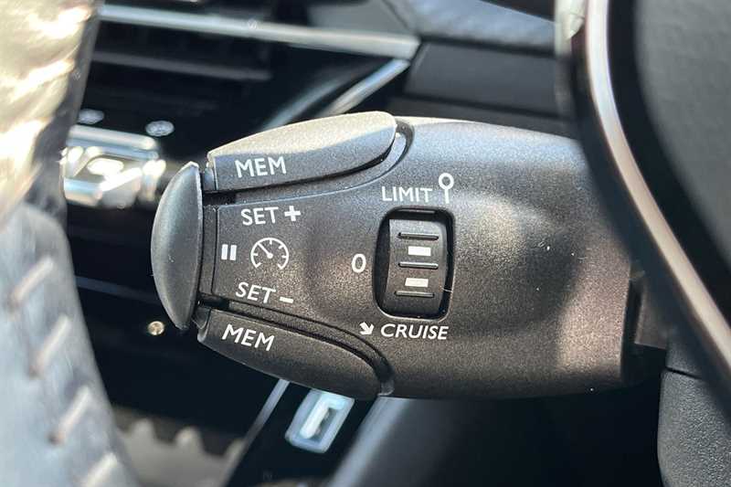 Used Peugeot 208 2023 for sale - 78208350: Photo 44