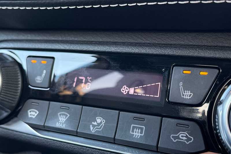 Used Nissan Juke 2022 for sale - 78138105: Photo 39