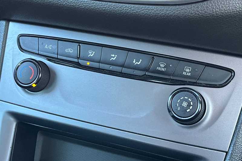 Used Vauxhall Astra 2020 for sale - 77444273: Photo 15