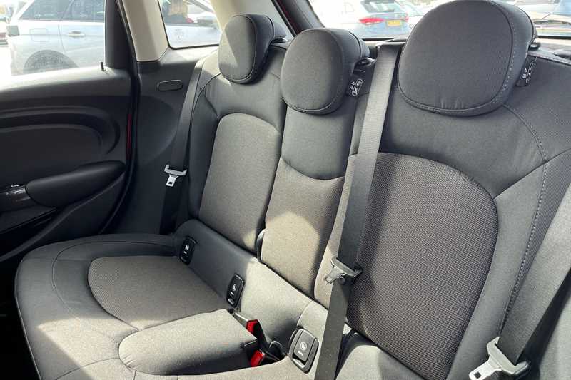 Used MINI Hatch 2019 for sale - 78120538: Photo 24