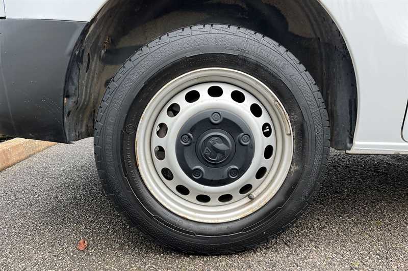 Used Vauxhall Vivaro for sale - 77566863: Photo 12