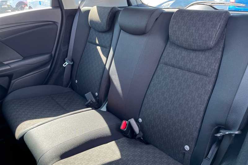 Used Honda Jazz 2017 for sale - 78142873: Photo 24