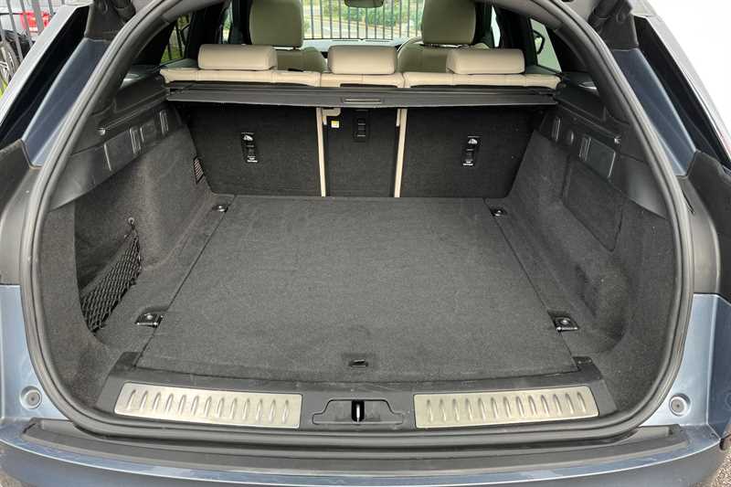 Used Land Rover Range Rover Velar 2022 for sale - 76529399: Photo 25