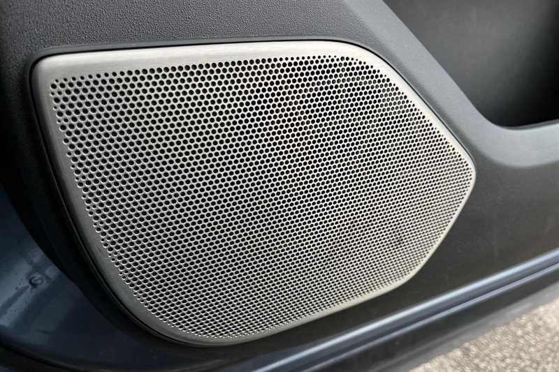 Used Land Rover Range Rover Velar 2022 for sale - 76529399: Photo 27