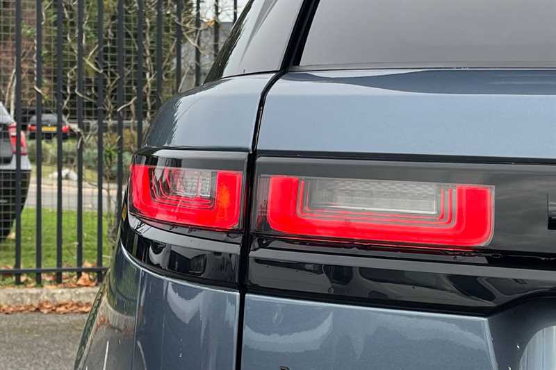 Used Land Rover Range Rover Velar 2022 for sale - 76529399: Photo 31