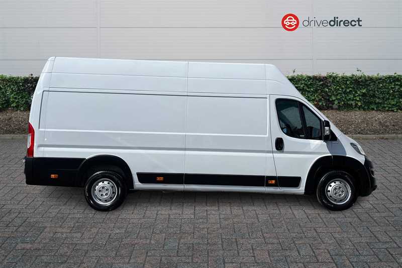 Used Vauxhall Movano 2024 for sale - 76530432: Photo 2