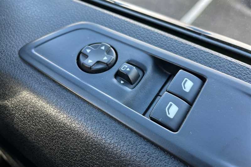 Used Vauxhall Vivaro 2023 for sale - 78222264: Photo 16