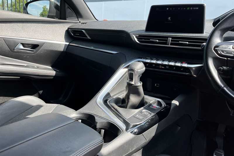 Used Peugeot 3008 2019 for sale - 76489679: Photo 14