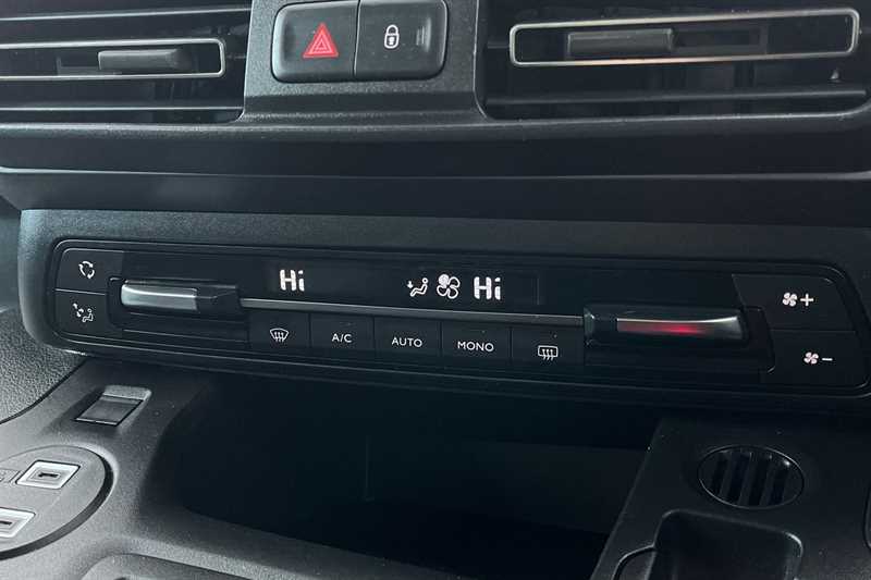 Used Vauxhall Combo Life Electric 2025 for sale - 76956792: Photo 15