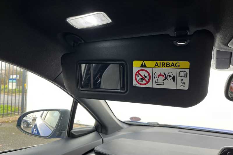 Used Toyota C-HR 2018 for sale - 77914656: Photo 44