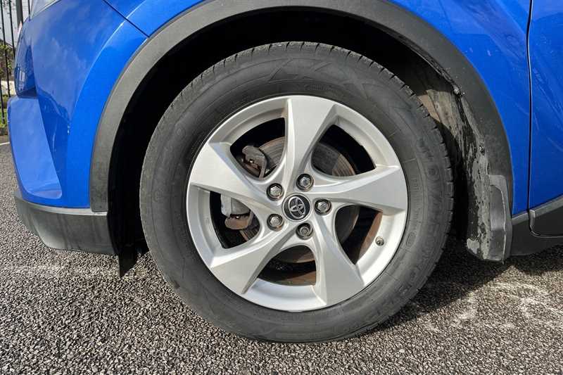 Used Toyota C-HR 2018 for sale - 77914656: Photo 9