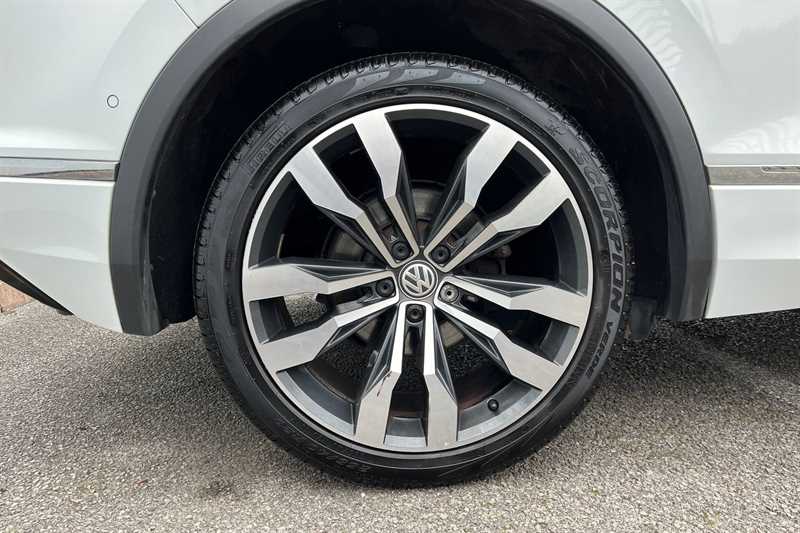 Used Volkswagen Tiguan 2019 for sale - 77929993: Photo 12