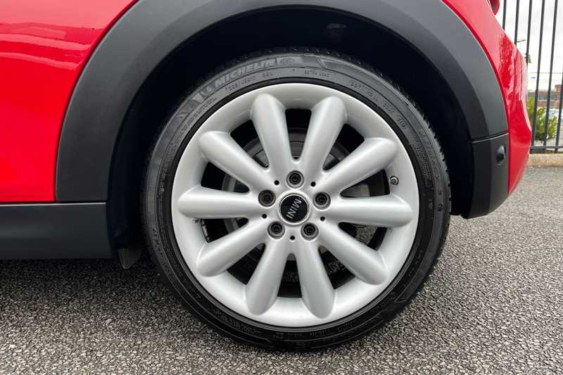 Used MINI Hatch 2019 for sale - 76444150: Photo 10