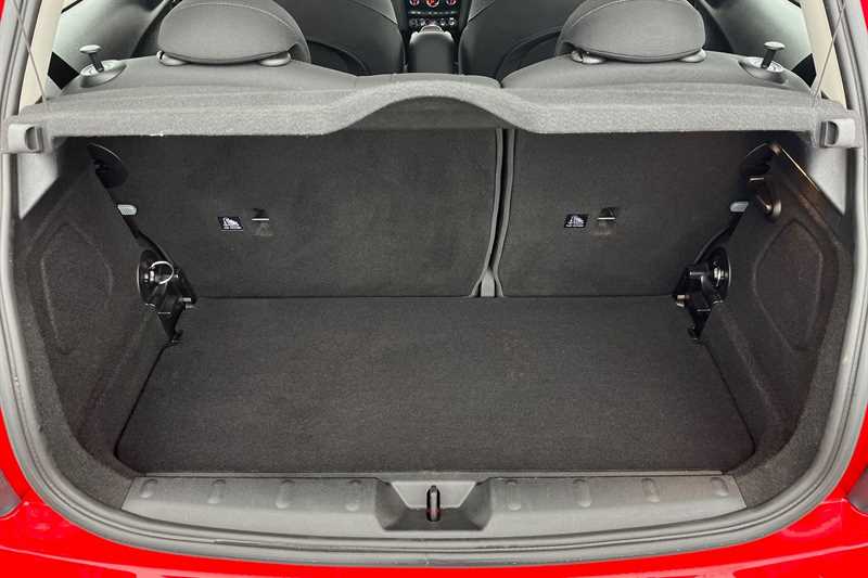 Used MINI Hatch 2019 for sale - 76444150: Photo 25